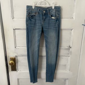 Aeropostale Frayed Hem Jeans